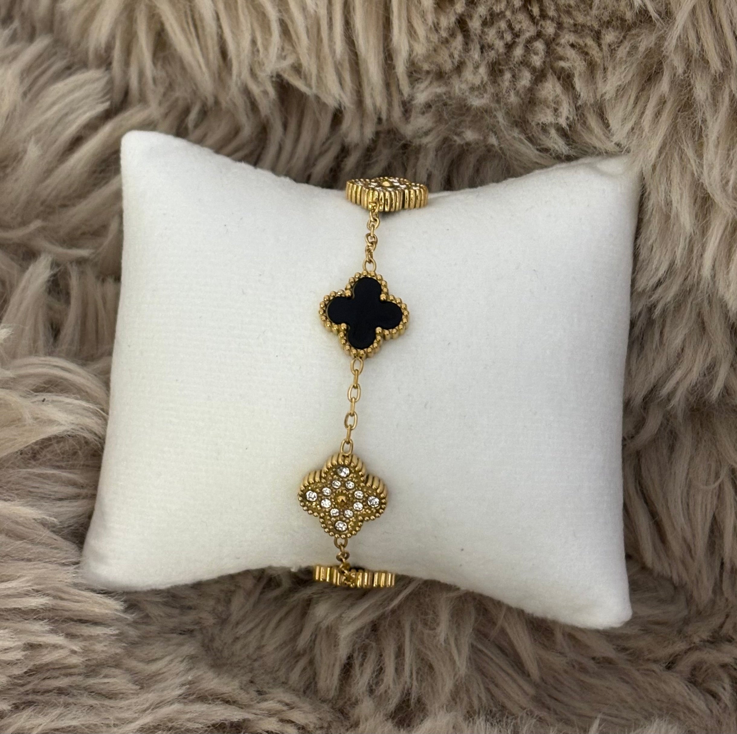 Bracelet lua